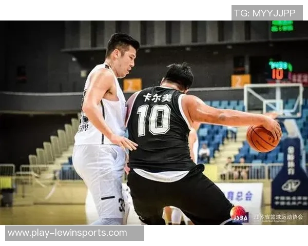 运动最新数据南京篮球队与上海篮球队赛后复盘分析比赛节奏与战术执行的关键因素